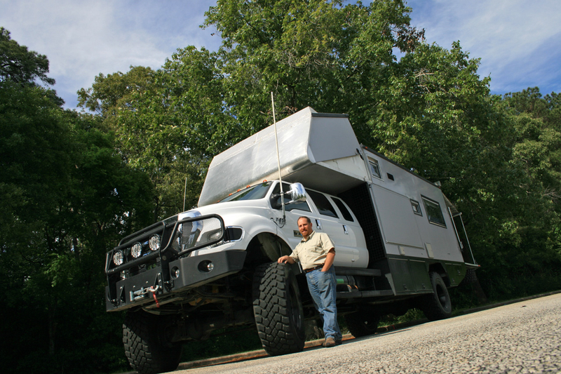 Illustration for article titled EcoRoamer: The High-Tech, Zombie-Proof Survival RV